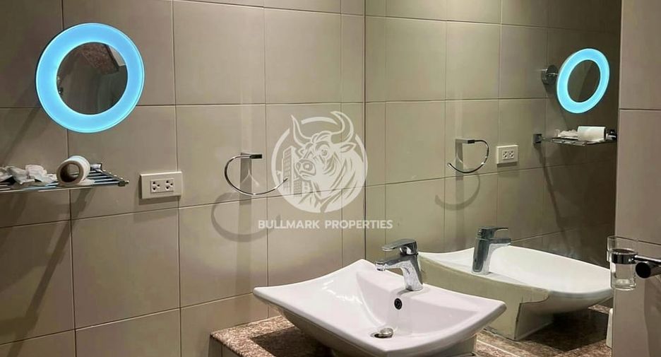 For rent 2 bedrooms condo in Bang Lamung, Chonburi