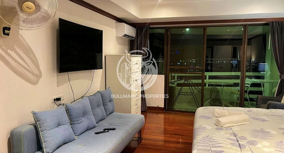 For rent 2 bedrooms condo in Bang Lamung, Chonburi