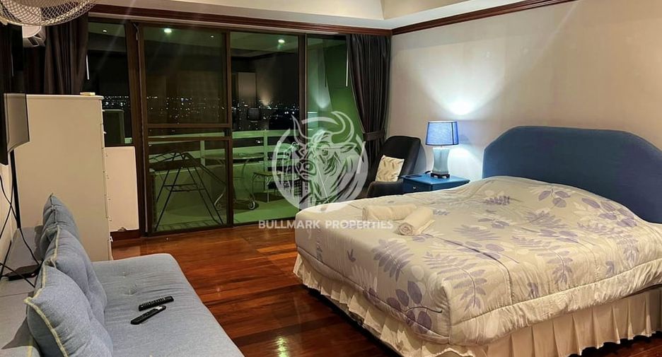 For rent 2 bedrooms condo in Bang Lamung, Chonburi