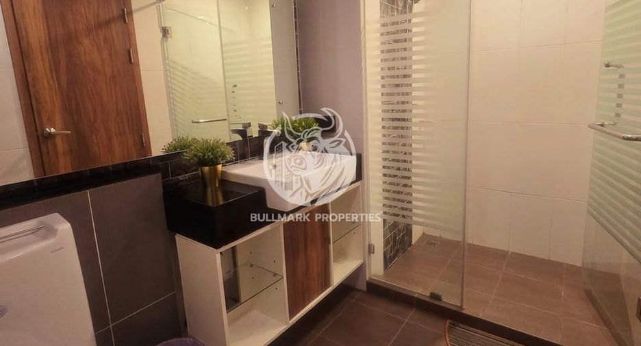 For rent 2 bedrooms condo in Bang Lamung, Chonburi