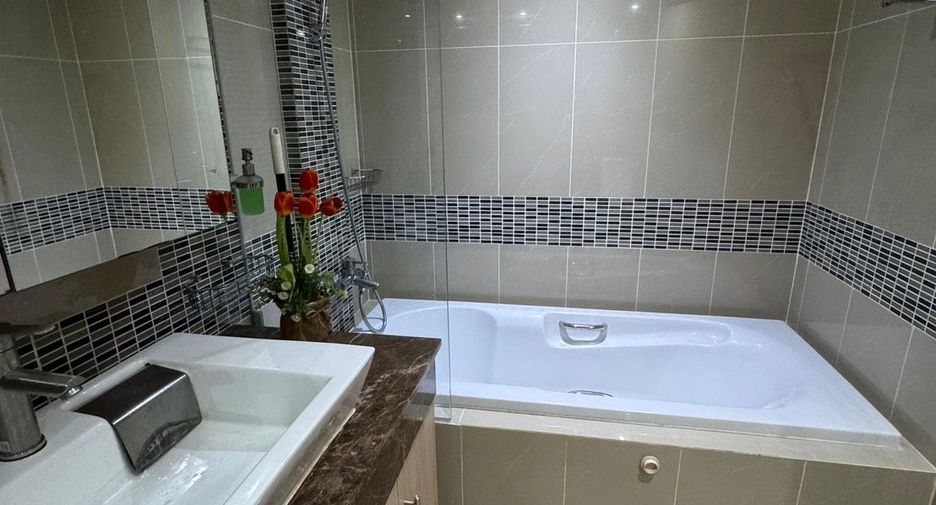 For sale studio condo in Bang Lamung, Chonburi
