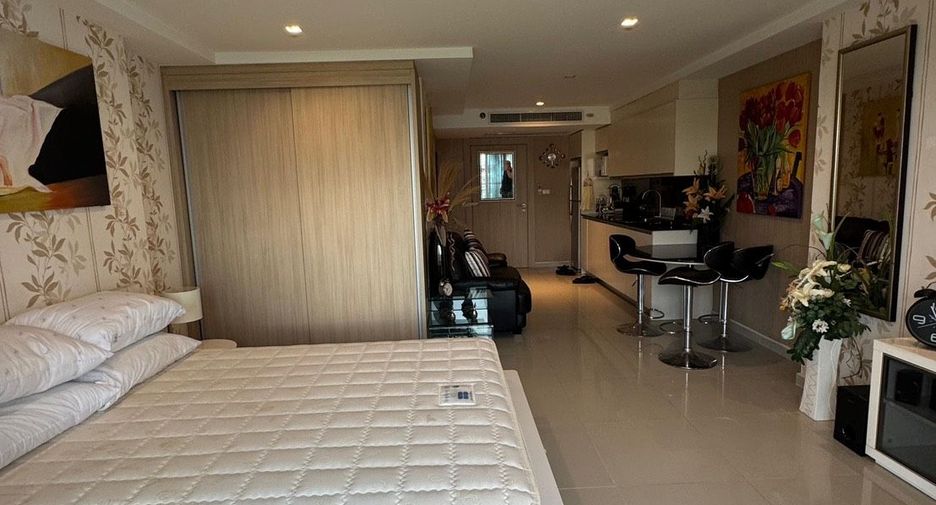 For sale studio condo in Bang Lamung, Chonburi