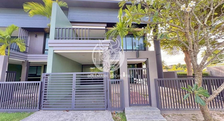 Haus zur Miete mit 3 Zimmer in Bang Lamung, Chonburi