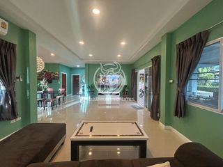 À louer et à vendre 3 chambres maison à Bang Lamung, Chonburi