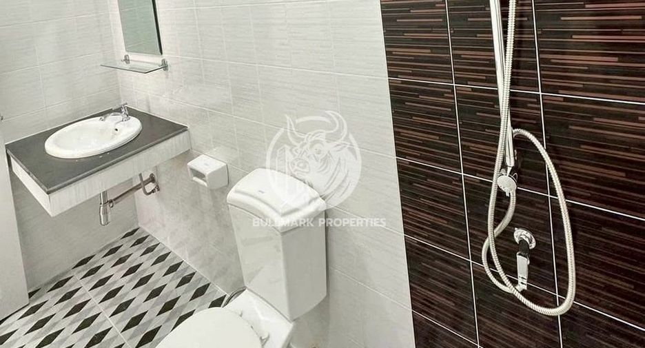 Продажа 3 спальни дом в Банг Ламунг, Чонбури