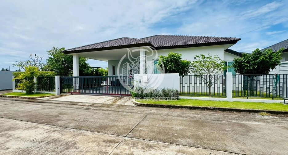 For rent 3 bedrooms house in Bang Lamung, Chonburi