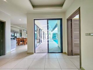 Villa en alquiler de 3 habitaciones en Bang Lamung, Chonburi