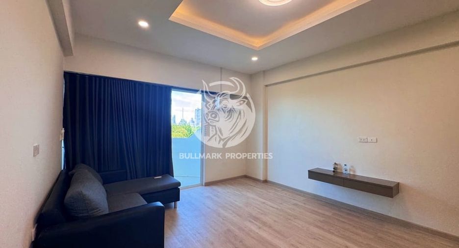 À louer et à vendre studio condo à Bang Lamung, Chonburi