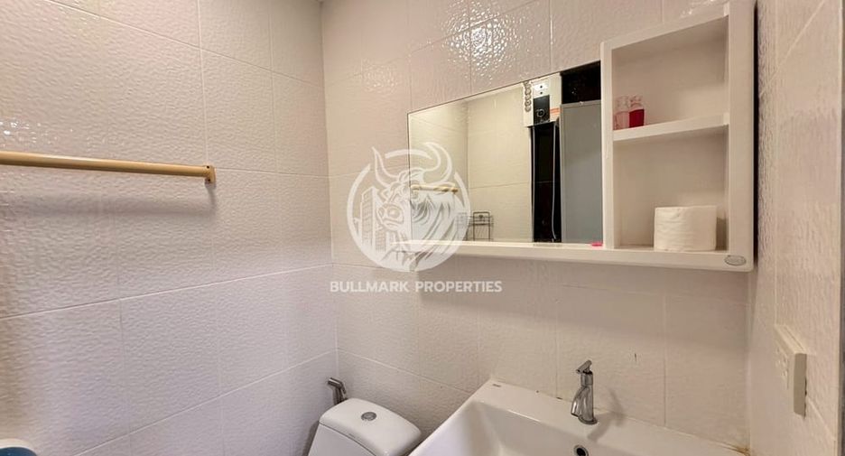 For rent 8 bedrooms villa in Bang Lamung, Chonburi
