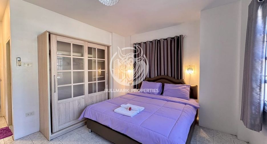 Villa zur Miete mit 6 Zimmer in Bang Lamung, Chonburi