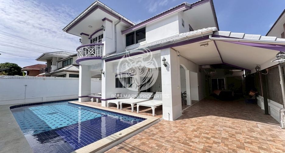 Villa zur Miete mit 6 Zimmer in Bang Lamung, Chonburi