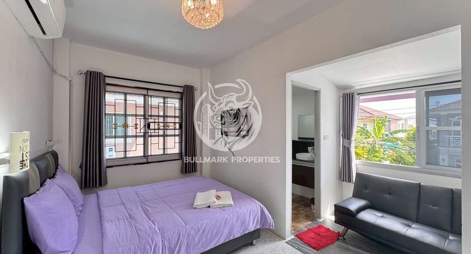 Villa zur Miete mit 6 Zimmer in Bang Lamung, Chonburi