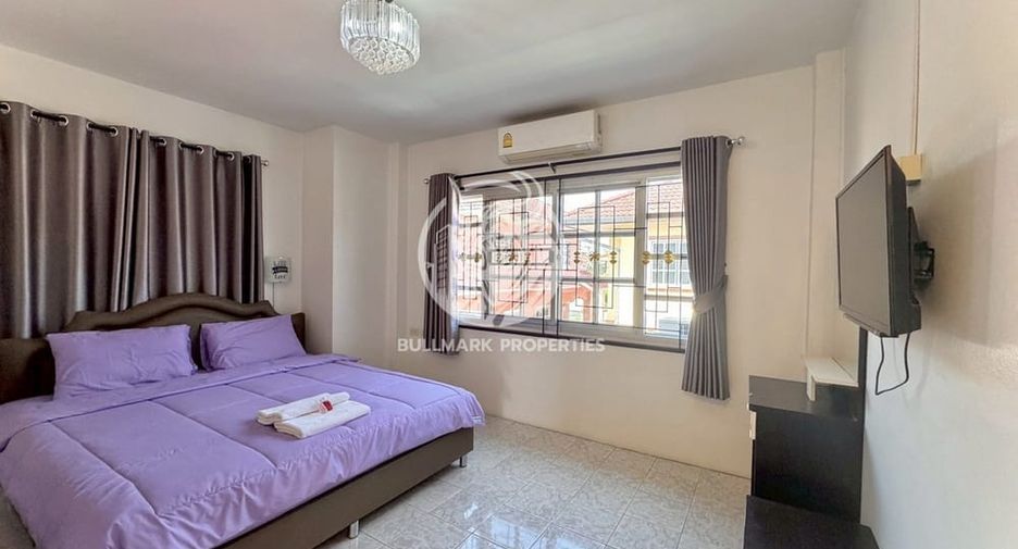 Villa zur Miete mit 6 Zimmer in Bang Lamung, Chonburi