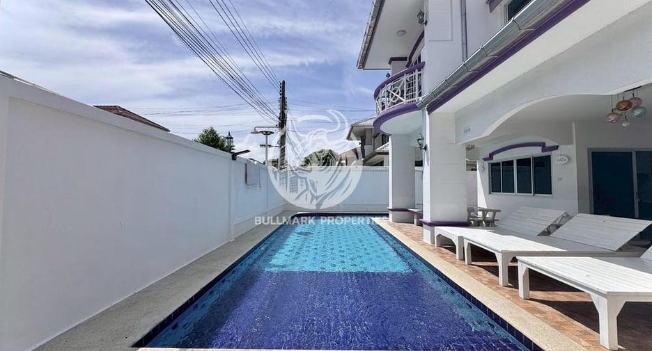 Villa zur Miete mit 6 Zimmer in Bang Lamung, Chonburi