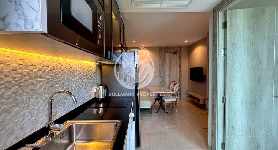 For rent 2 bedrooms condo in Bang Lamung, Chonburi