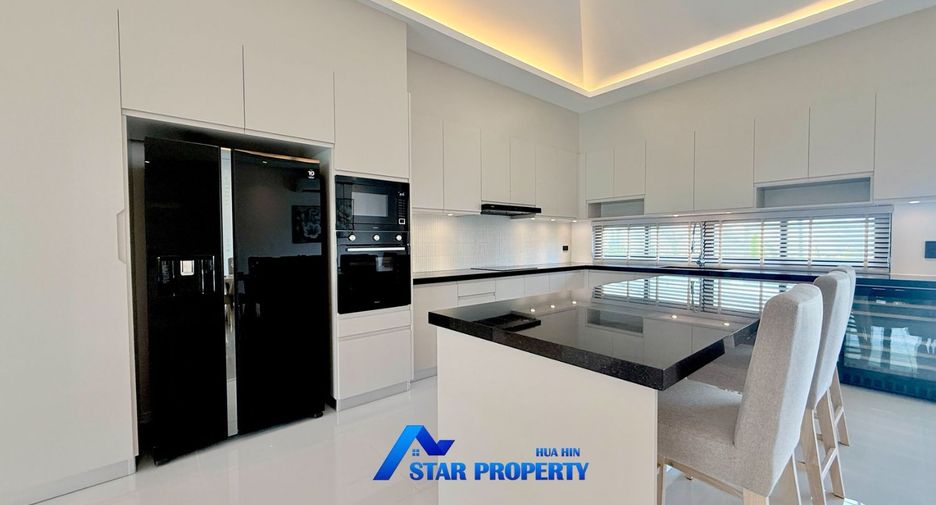 À vendre 4 chambres villa à Hua Hin, Prachuap Khiri Khan