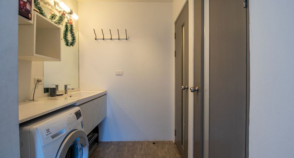 For sale 2 bedrooms condo in Klaeng, Rayong