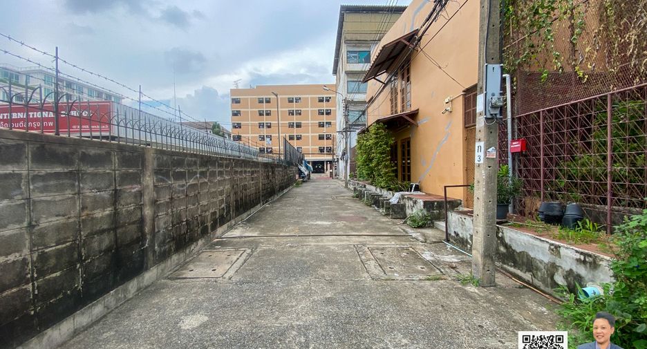 ขาย 3 ห้องนอน บ้านเดี่ยว ใน วัฒนา, กรุงเทพฯ