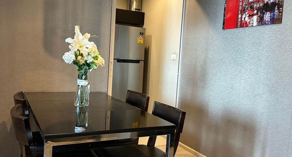 For rent 2 bedrooms condo in Khlong Toei, Bangkok