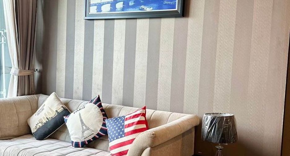 For rent 2 bedrooms condo in Khlong Toei, Bangkok