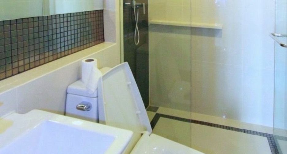 Wohnung zur Miete mit 2 Zimmer in Phra Khanong, Bangkok