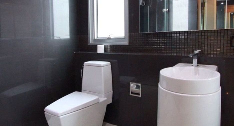 Wohnung zur Miete mit 2 Zimmer in Phra Khanong, Bangkok