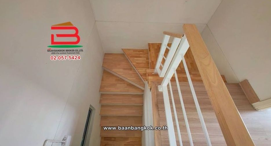 Reihenhaus zum Kauf mit 3 Zimmer in Bang Khen, Bangkok
