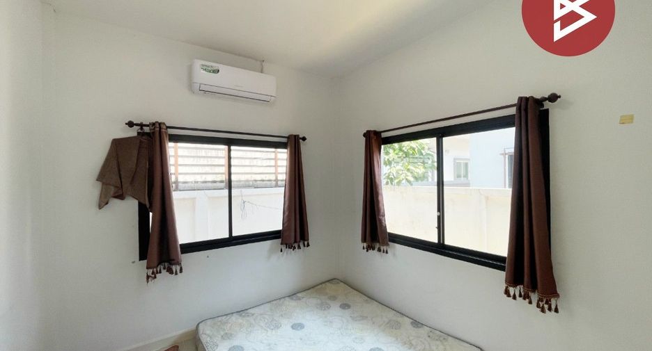 For sale 3 bedrooms house in Si Maha Phot, Prachin Buri