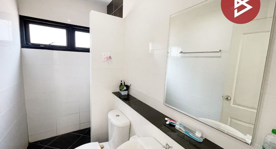 For sale 3 bedrooms house in Si Maha Phot, Prachin Buri