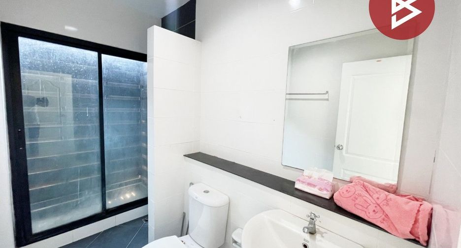 For sale 3 bedrooms house in Si Maha Phot, Prachin Buri
