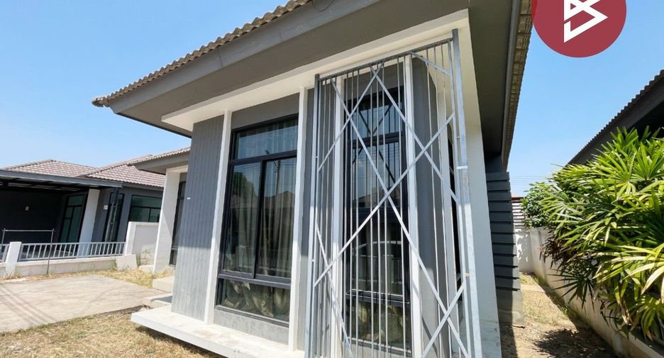 For sale 3 bedrooms house in Si Maha Phot, Prachin Buri