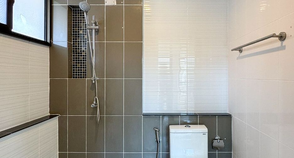 For rent 3 bedrooms house in Bang Phli, Samut Prakan