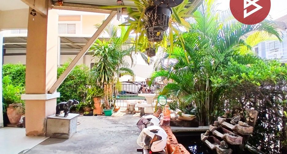 For sale 3 bedrooms house in Mueang Samut Prakan, Samut Prakan