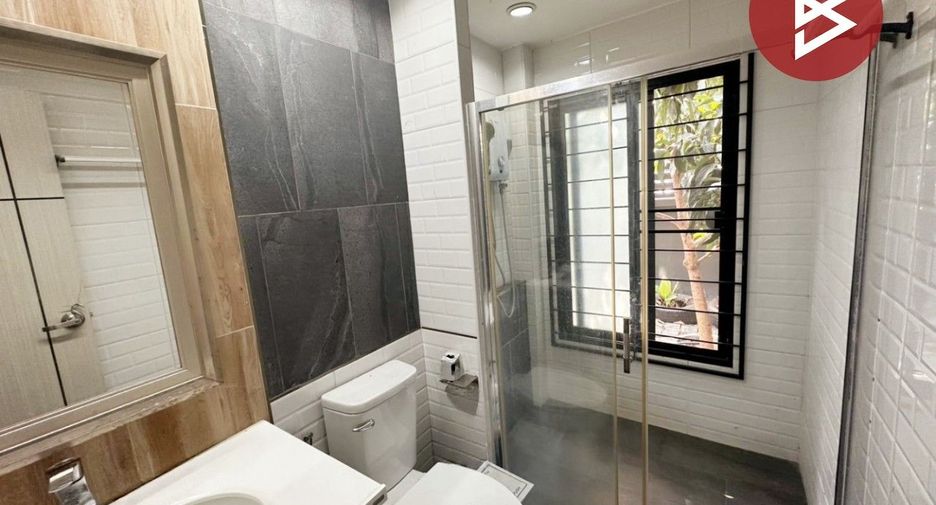 For sale studio house in Mueang Sing Buri, Sing Buri