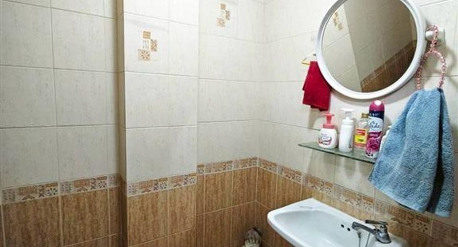 For sale 4 bedrooms retail Space in Khlong Sam Wa, Bangkok