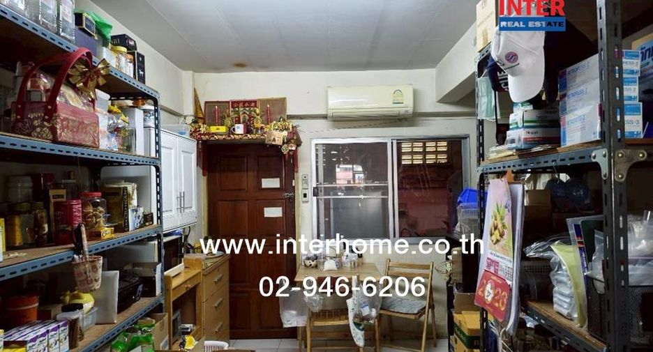 For sale 4 bedrooms retail Space in Khlong Sam Wa, Bangkok