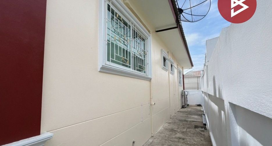 Продажа 3 спальни дом в Mueang Nakhon Pathom, Накхонпатхом