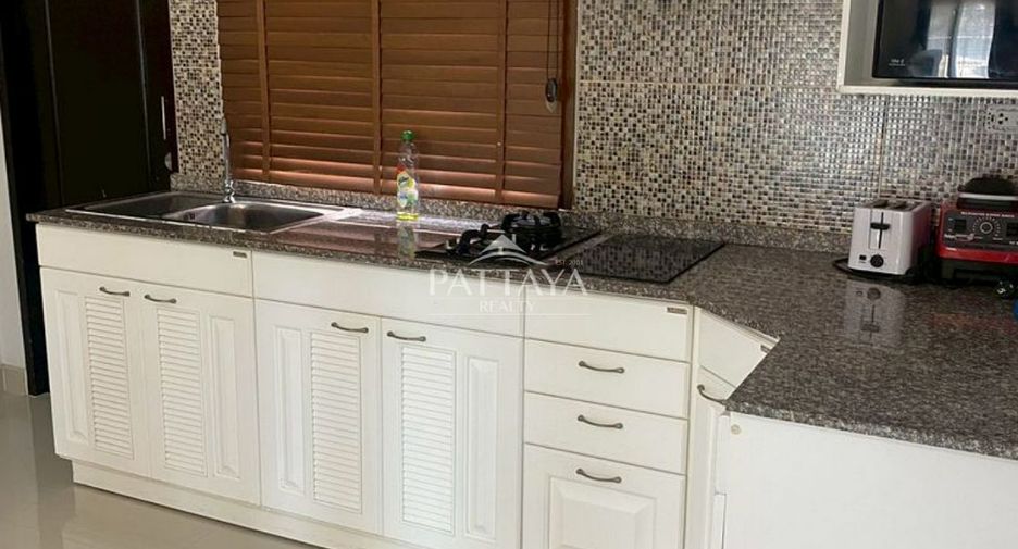 À vendre 3 chambres maison à Bang Lamung, Chonburi