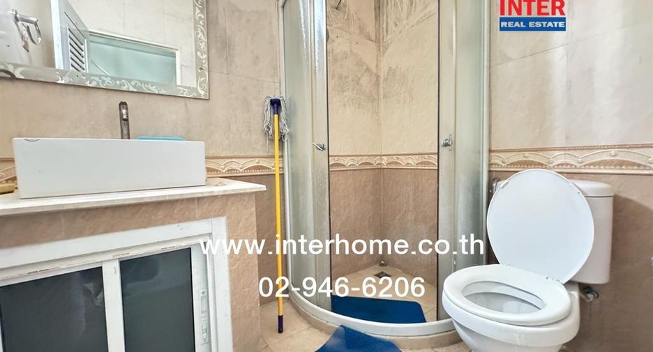 For sale 4 bedrooms retail Space in Bang Khae, Bangkok