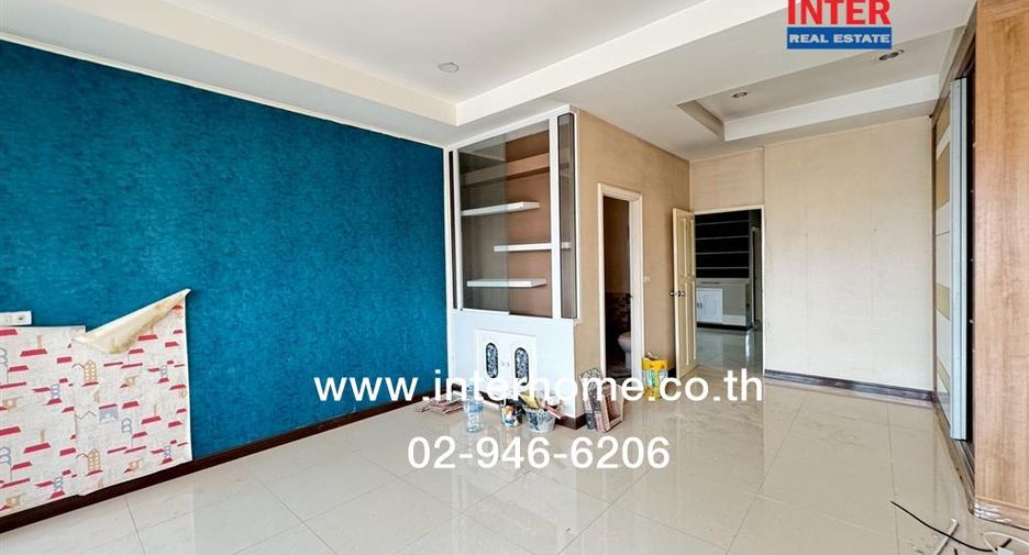 For sale 4 bedrooms retail Space in Bang Khae, Bangkok