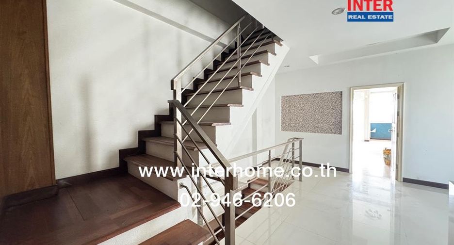 For sale 4 bedrooms retail Space in Bang Khae, Bangkok