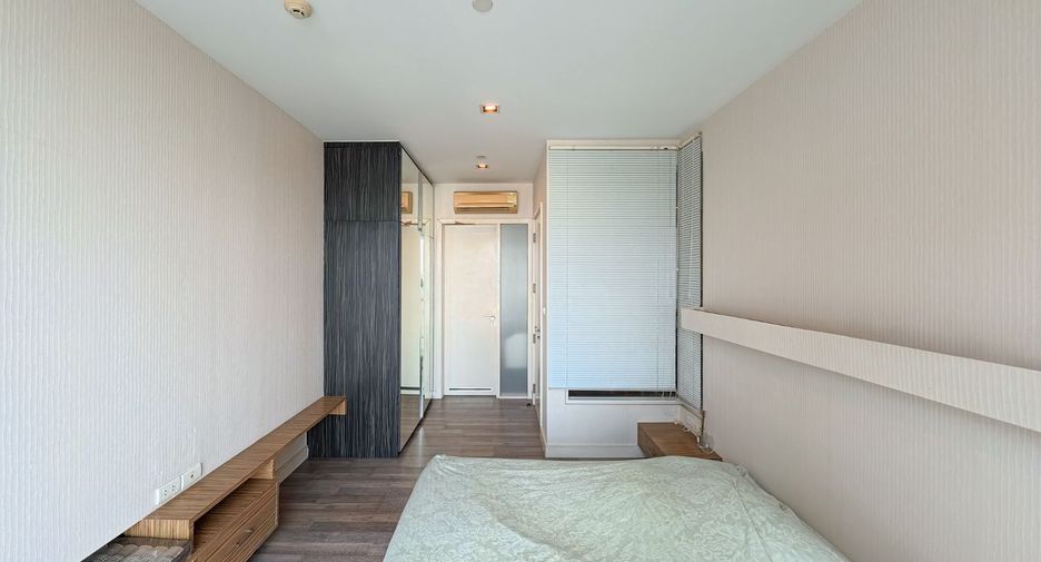 For sale 1 bed condo in Phra Khanong, Bangkok
