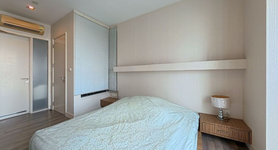 For sale 1 bed condo in Phra Khanong, Bangkok