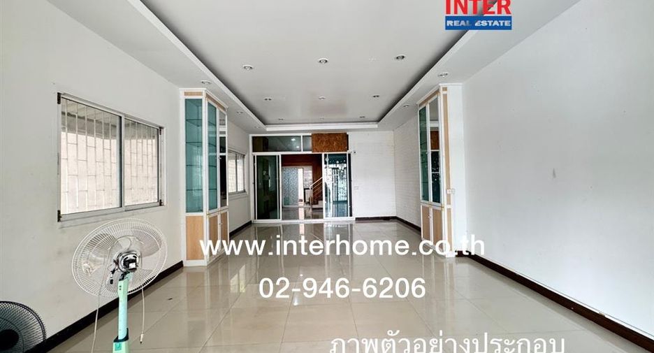 For sale 4 bedrooms retail Space in Bang Khae, Bangkok