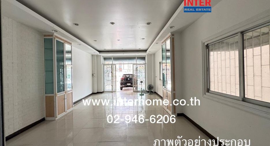 For sale 4 bedrooms retail Space in Bang Khae, Bangkok
