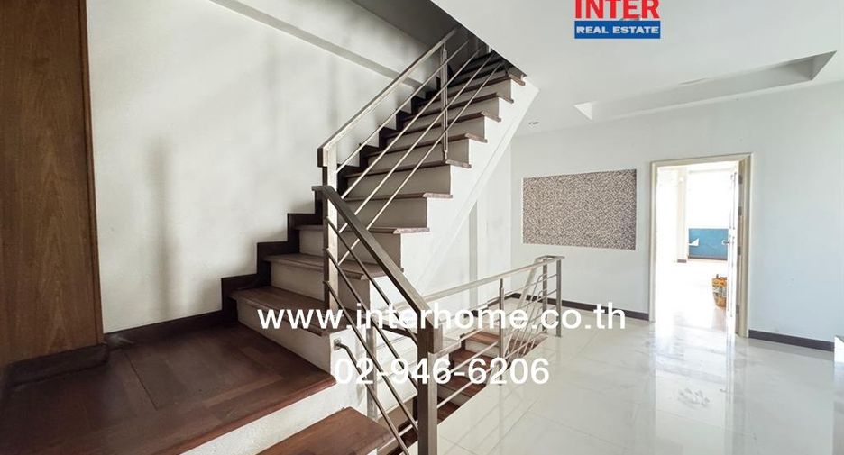 For sale 4 bedrooms retail Space in Bang Khae, Bangkok