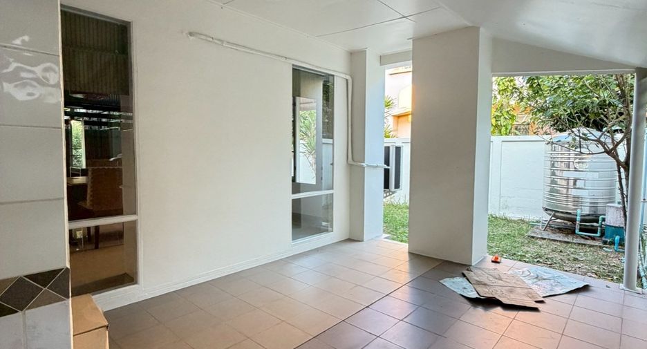 For rent 3 bedrooms house in Mueang Chiang Mai, Chiang Mai