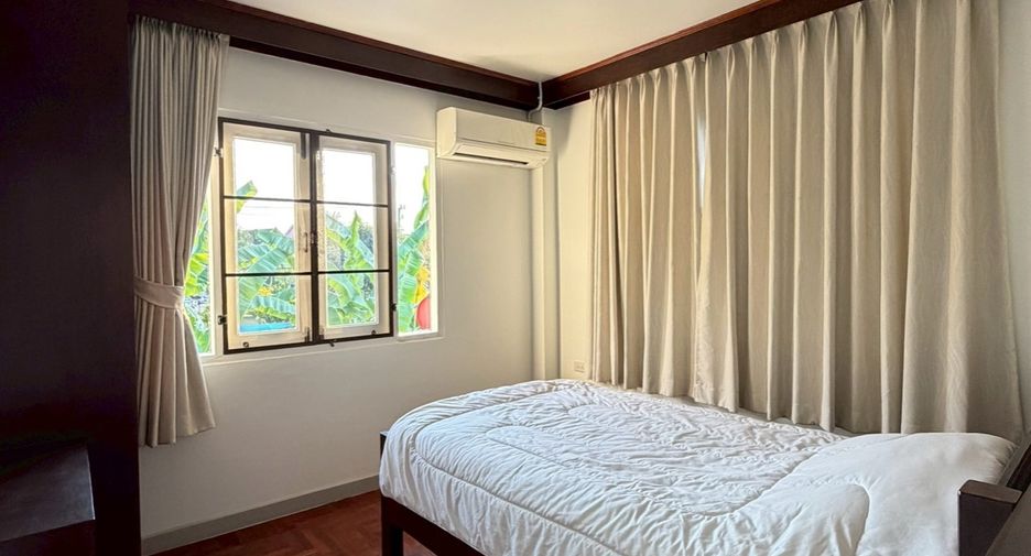 For rent 3 bedrooms house in Mueang Chiang Mai, Chiang Mai