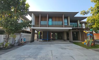 Haus zum Kauf mit 4 Zimmer in Bang Sao Thong, Samut Prakan