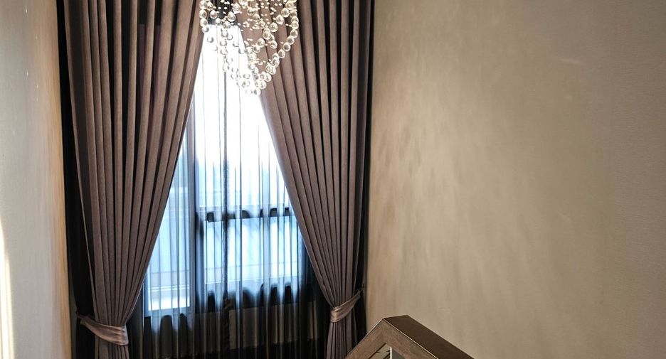 For sale 4 bedrooms house in Bang Sao Thong, Samut Prakan